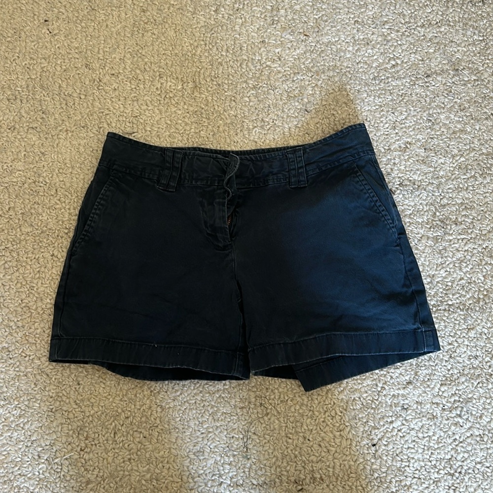 COPY - Vineyard vines dark blue shorts